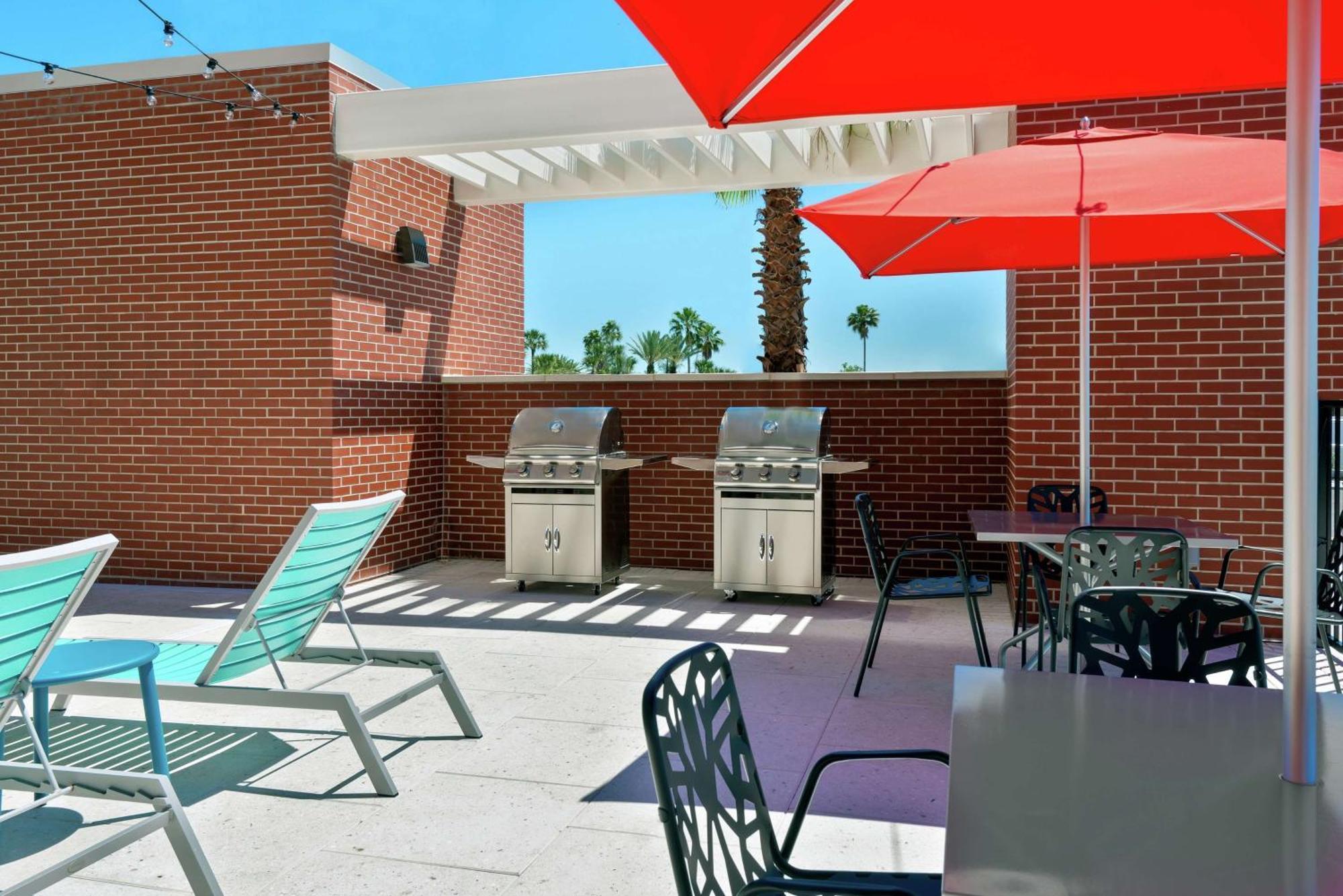 Home2 Suites By Hilton Orlando Near Universal Exterior foto
